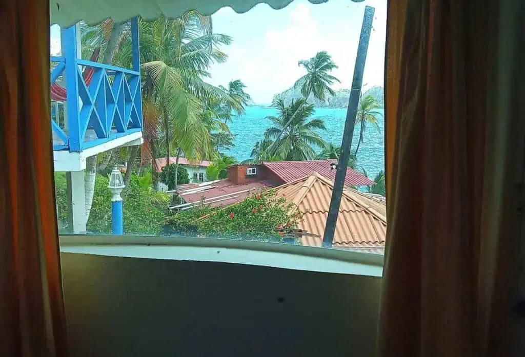SM 10 - VENTANA CON VISTA